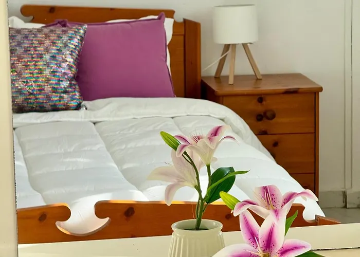 Modern 2br With Heated Hot Tub And Steps To