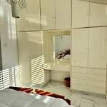 Modern 2br With Heated Hot Tub And Steps To Villa