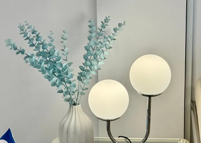 Modern 2br With Heated Hot Tub And Steps To ヴィラ パラリムニ